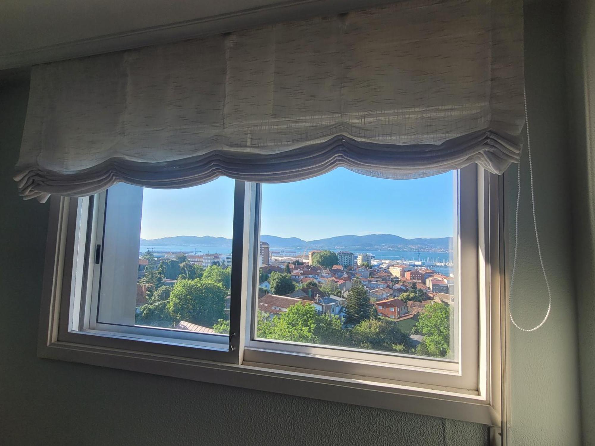 Vistas A La Ria B&T Apartment Vigo Bagian luar foto